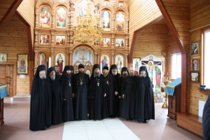 Приход посетила комиссия синодального отдела по монастырям и монашеству